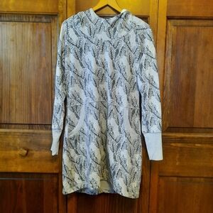 🛍 Lole Scuba Neckline Hooded Sweatshirt Dress Leaf Pattern Pocket Size Large